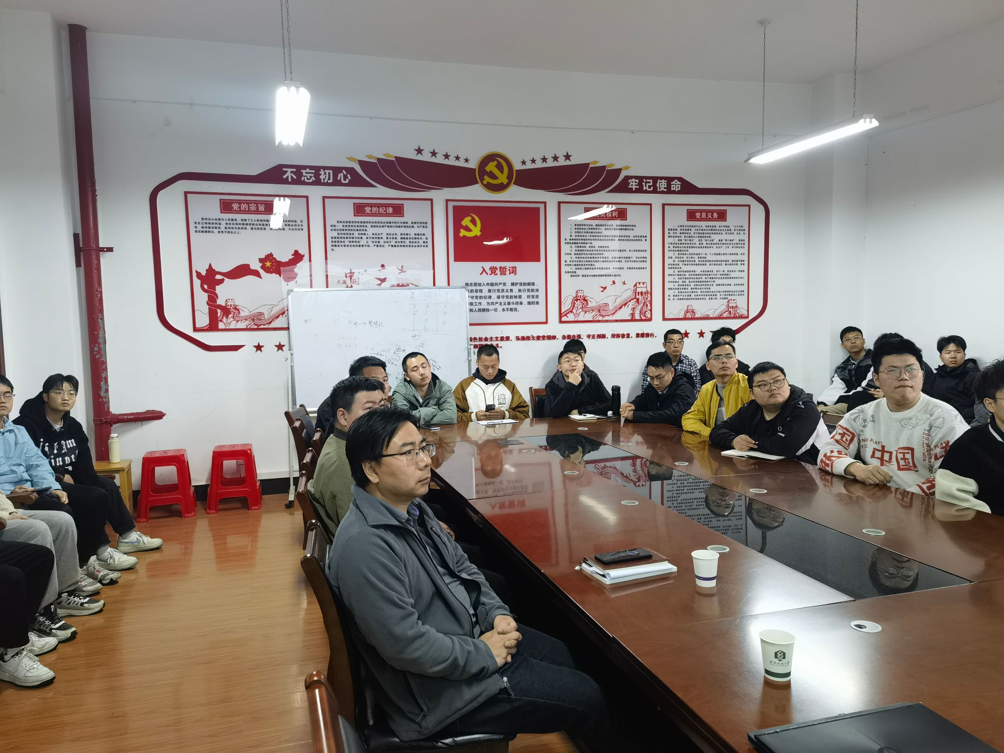 机械学院举办第582期阳光论坛-武汉纺织大学机械工程与自动化学院